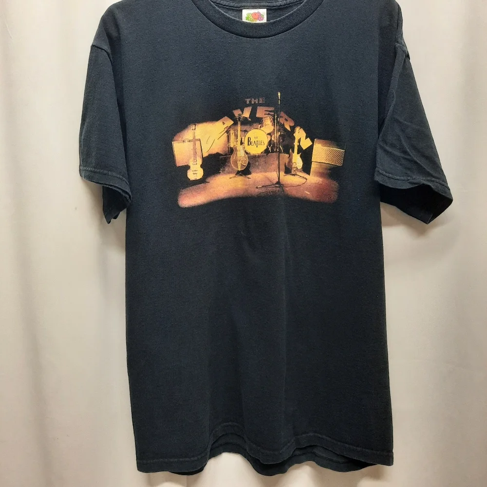 The Beatles At The Cavern Music T-shirt Adult Size Large Bands 60s Oldies Music - Picture 1 of 6